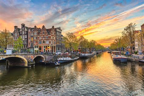 Top 20 things to do in Amsterdam .